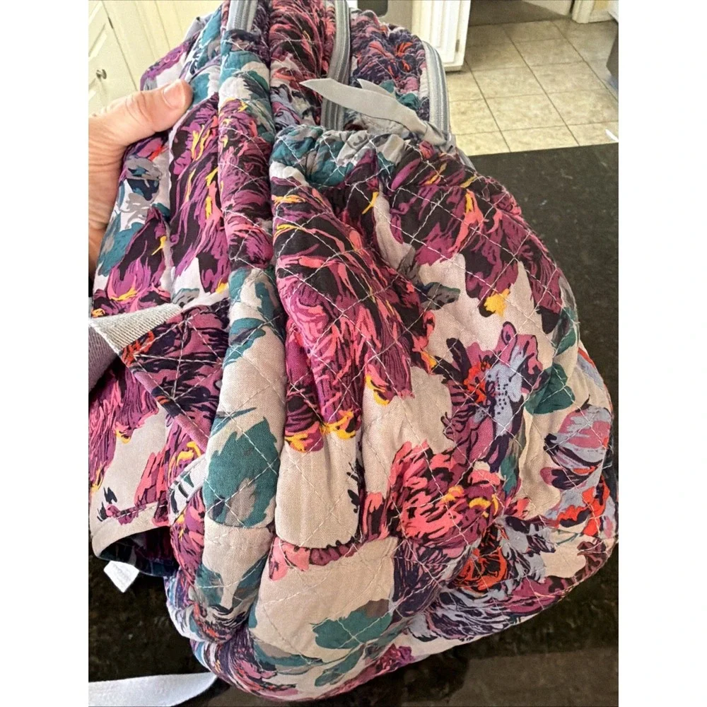 Vera Bradley please note